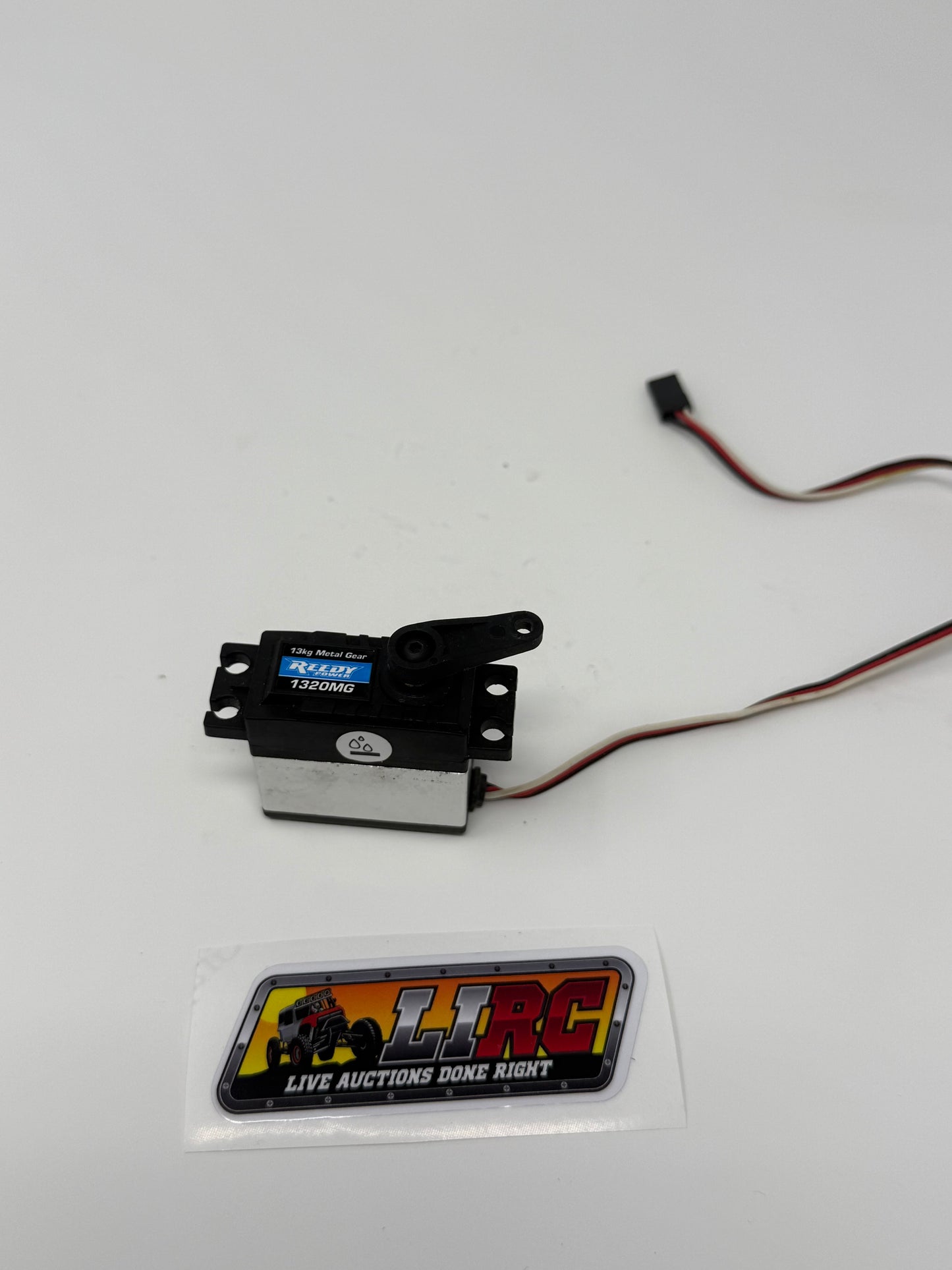 Reedy 1320mg servo