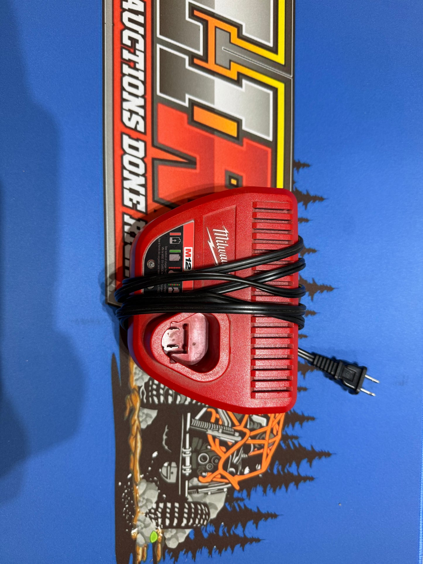Milwaukee M12 Charger