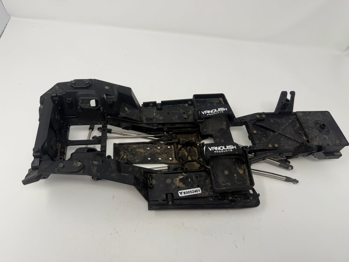 Vanquish VS410 Chassis with links