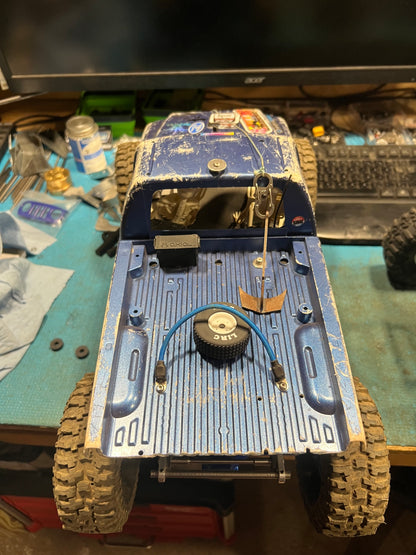 Scale Tire for Body Mount Nuts