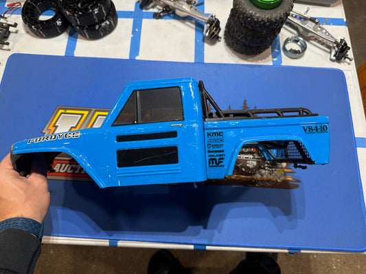 Used Vanquish Fordyce Body with extras