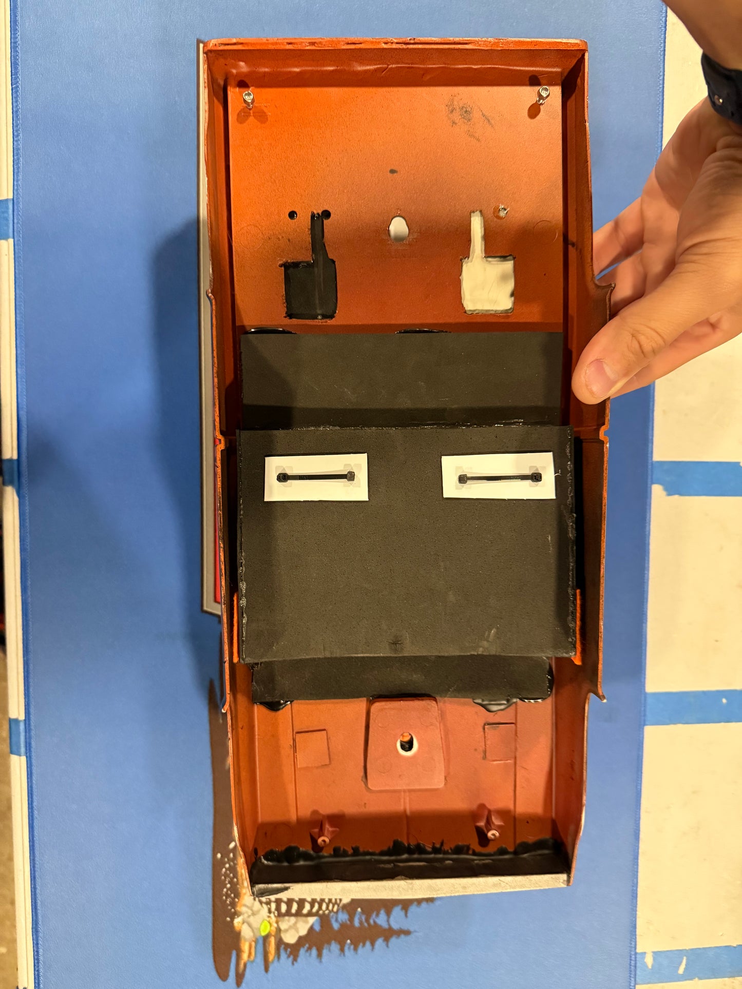 Class 1 Clodbuster Body Pointed Out