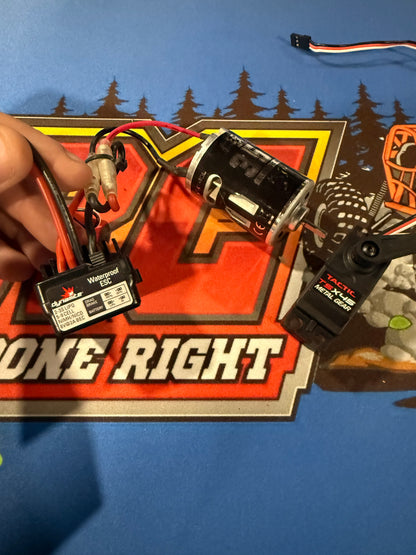 SCX 10.2 RTR Electronics Lot