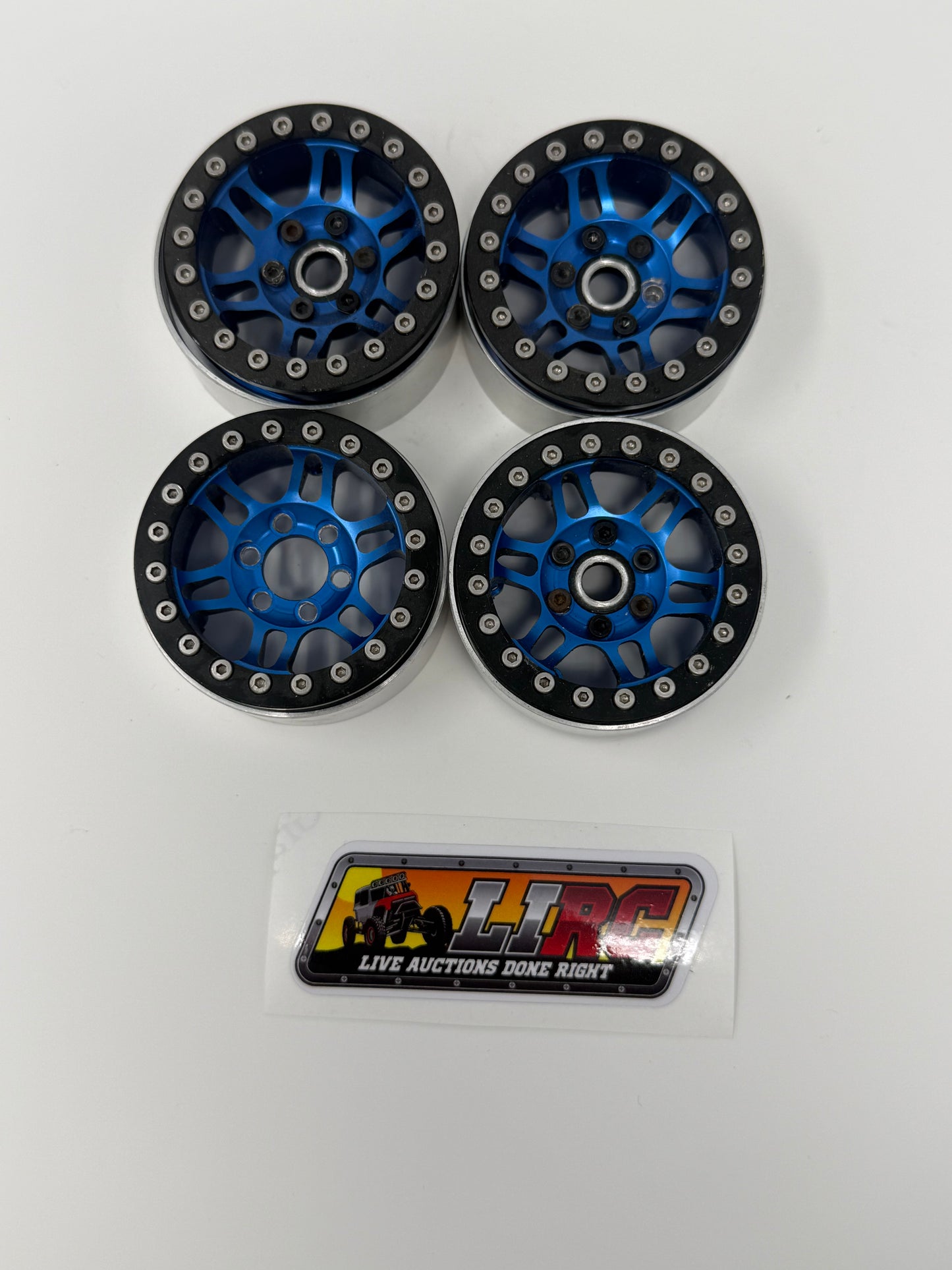1.9 Beadlocks Blue (missing hardware)